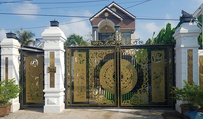 cửa cổng thép mỹ nghệ sân vườn